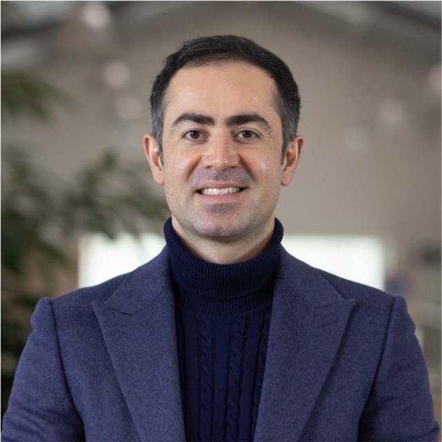 محسن حاجیزاده